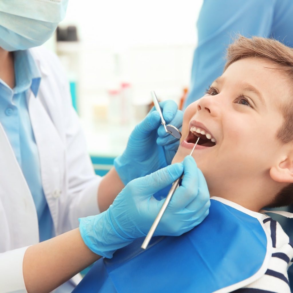 دندانپزشکی اطفال رودهن